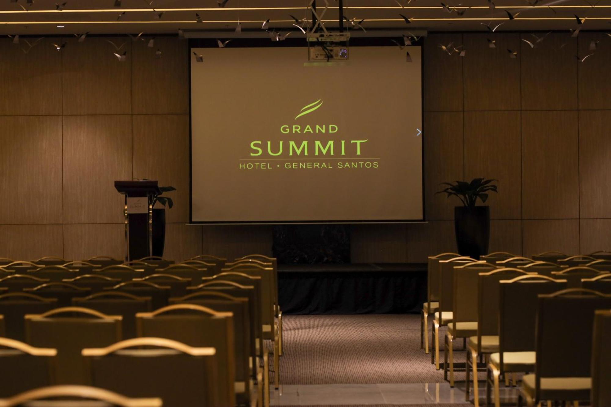 Grand Summit Hotel General Santos General Santos City ภายนอก รูปภาพ